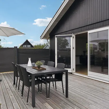 Stunning In With Kitchen Ålbæk